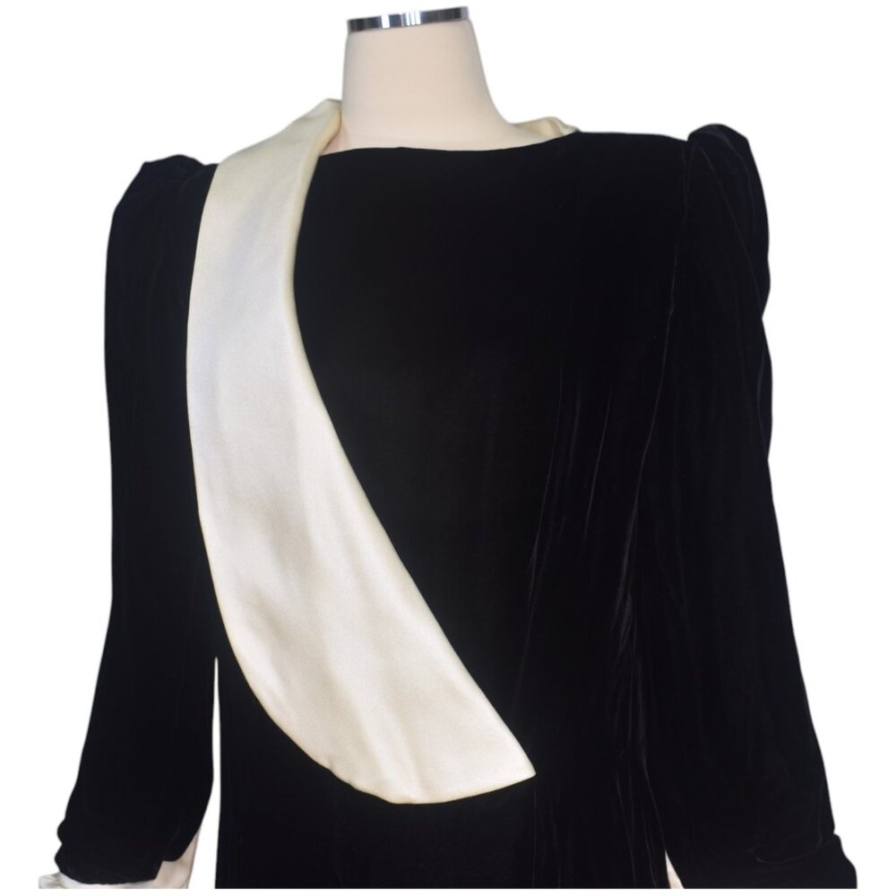 Carolina Herrera Black Velvet Ivory Satin Evening Gown Dress Long Sleeves 14 - Picture 2 of 8